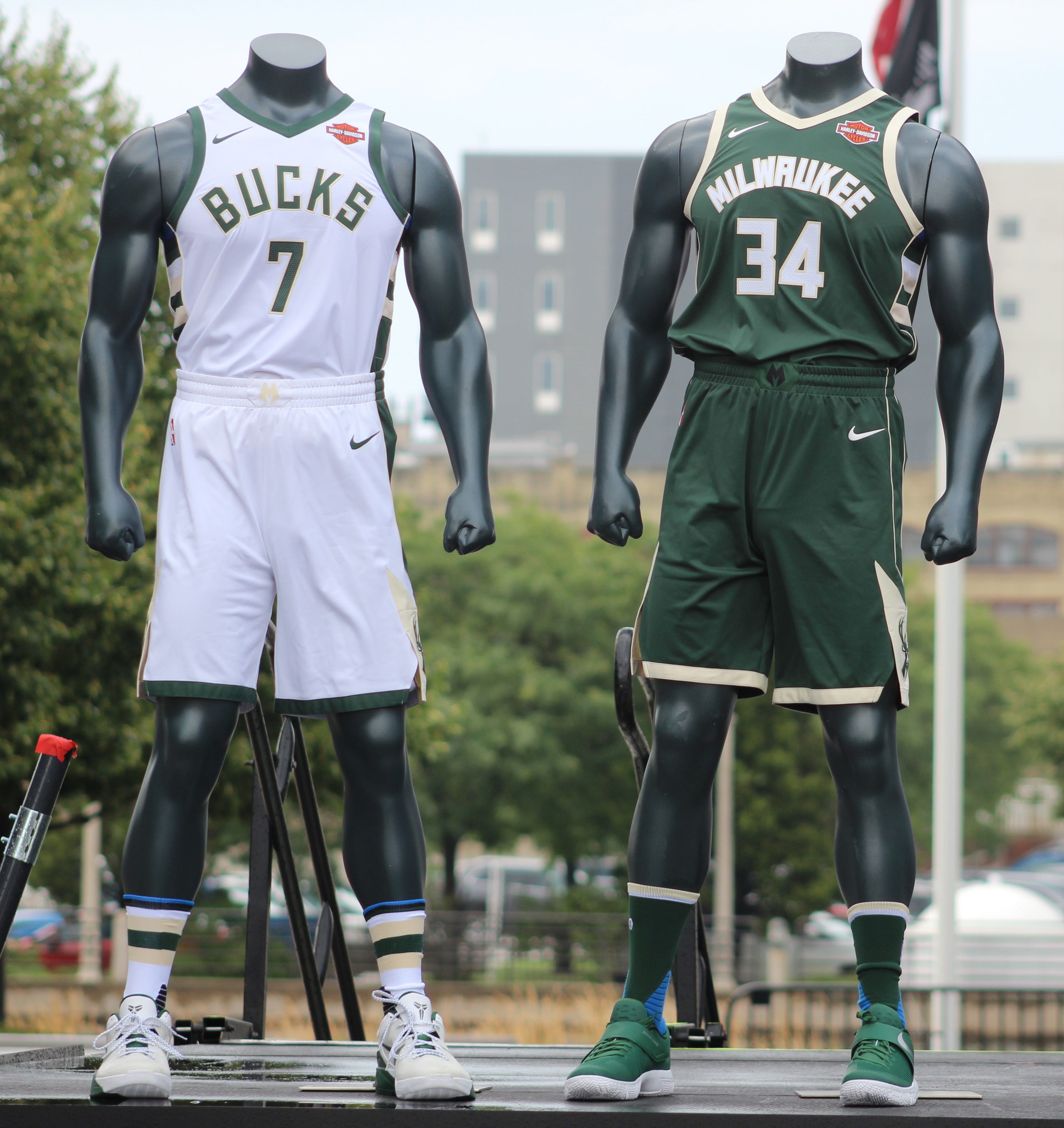 milwaukee bucks jersey with harley logo